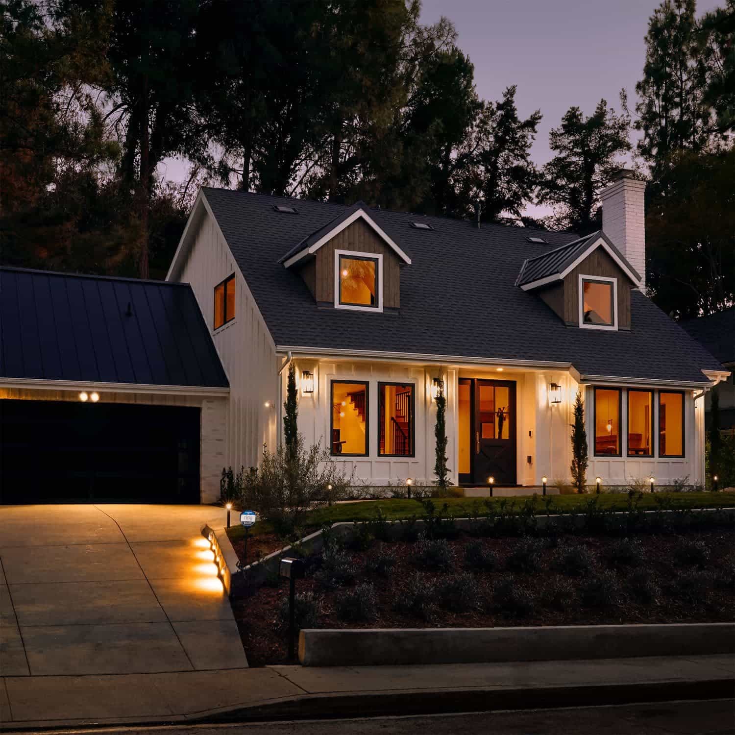 Smart Lighting Pathlight Battery