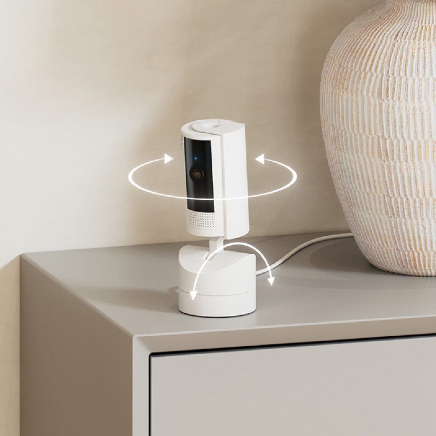 Pan-Tilt Indoor Cam + Spotlight Cam Plus Plug-In